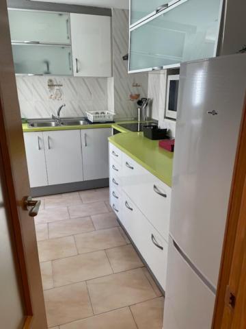 Habitacion Matrimonio Tranquila En Vivienda Compartida Valencia Bagian luar foto
